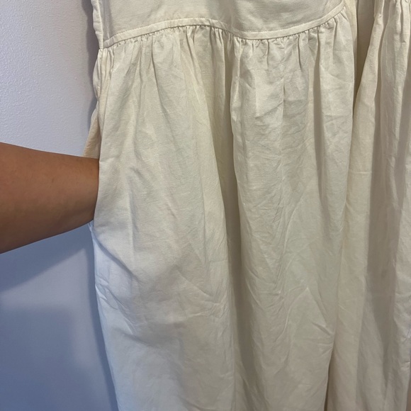 Uniqlo Women's White Midi Dress - Picture 6 of 8